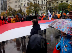 Praha Family Pride 2023 Lampionový průvod za tradiční rodinné hodnoty