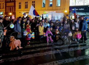 Praha Family Pride 2023 Lampionový průvod za tradiční rodinné hodnoty