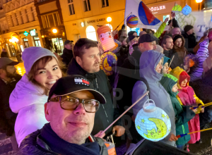 Praha Family Pride 2023 Lampionový průvod za tradiční rodinné hodnoty